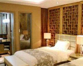 吉陽(yáng)區(qū)商品街 一條大道上的住宿生態(tài)——從賓館酒店到住宅底商的旅居圖譜